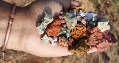 Experts to study Seven colored soil at Raireshwar plateau 